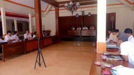 PANITIA PEMILIHAN LURAH ADAKAN PEMBEKALAN PPDP